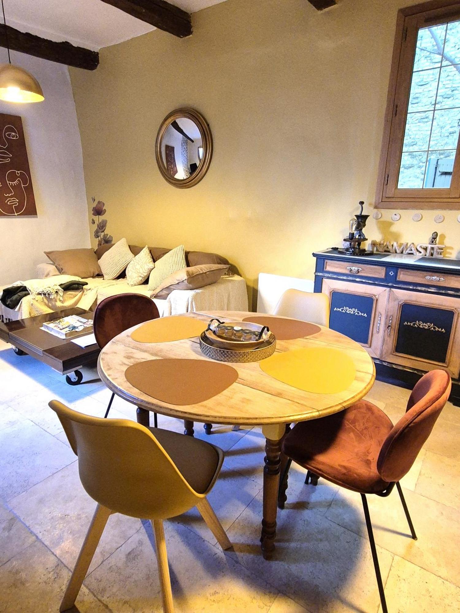 Apartment Au Lys Rose L'Isle-sur-la-Sorgue